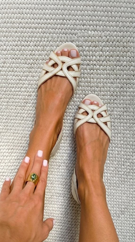 Camilla | Elegantne pletene sandale u kremastoj boji
