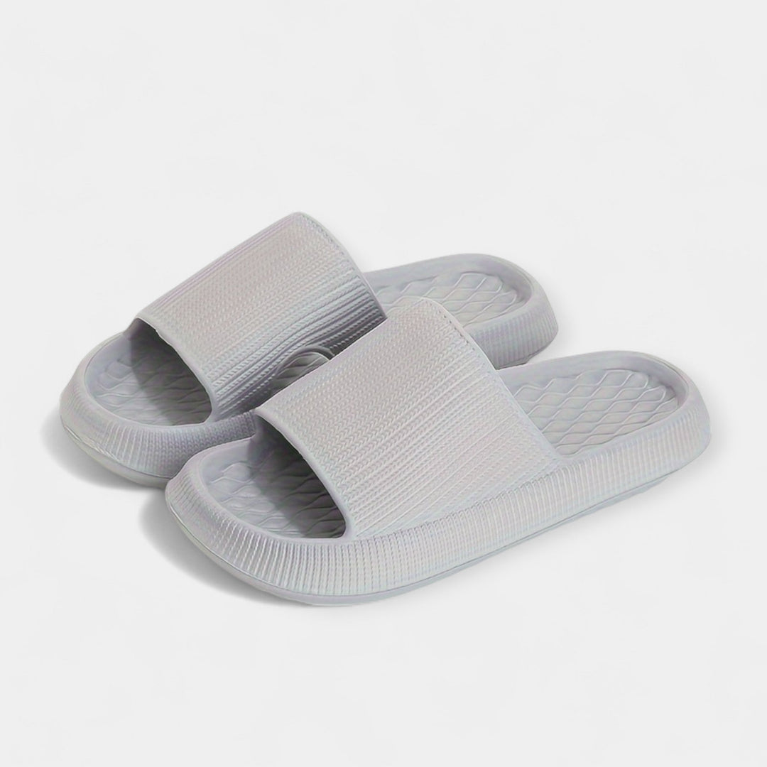 Ljetne slip-on sandale s debelim đonom