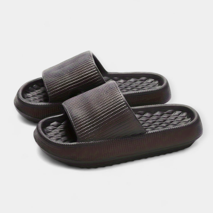 Ljetne slip-on sandale s debelim đonom