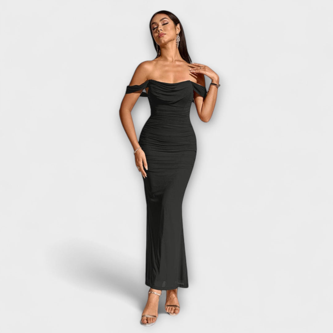 Bodycon haljina s otkrivenim ramenima i volanima