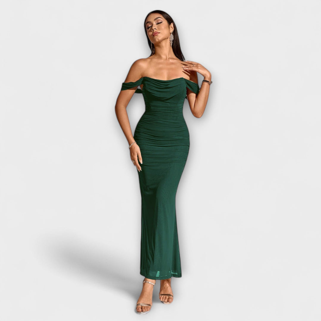 Bodycon haljina s otkrivenim ramenima i volanima