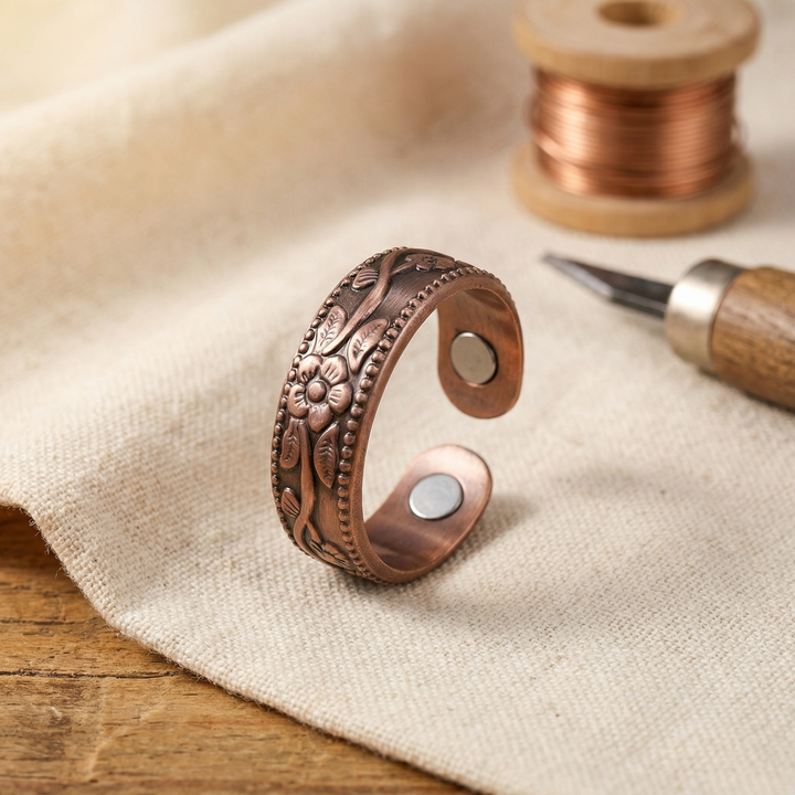 Prsten od bakra s laticama Alorin