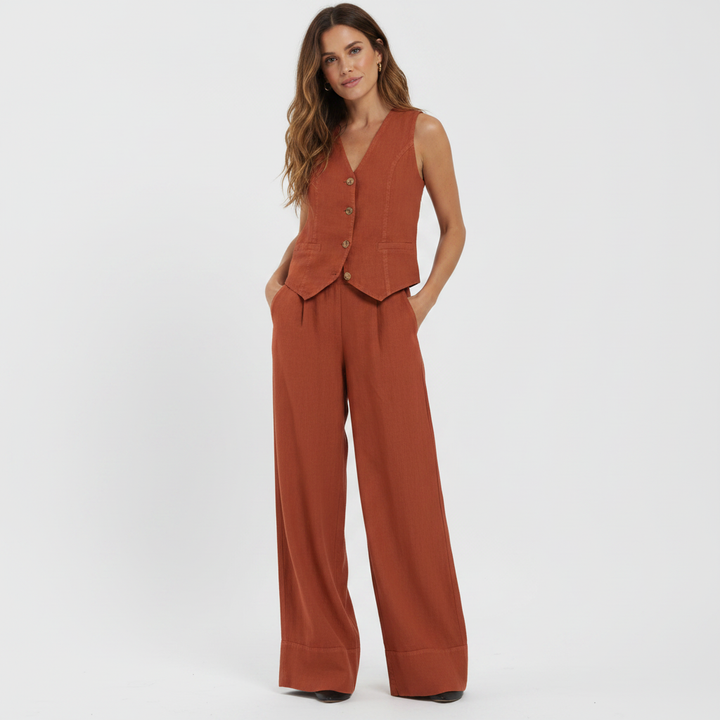 Dafne – Elegantan komplet od dva dijela